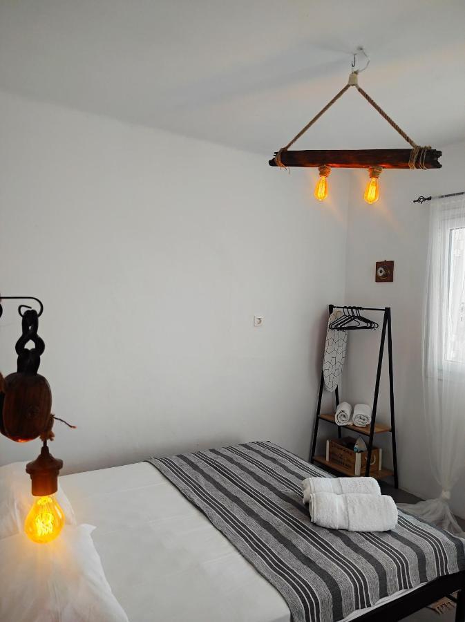 Отель Prickly Pear House Plaka  Экстерьер фото